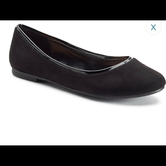 LC Lauren Conrad Shoes - NWT in box lauren Conrad black flats